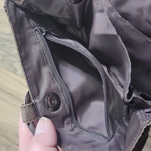 Pouchee Brown Purse Organizer - Picture 7 of 15